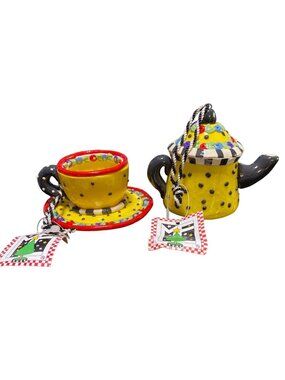 Mary Engelbreit 1994 Christmas Corner Teapot & Cup Ceramic Ornaments Yellow Mult
